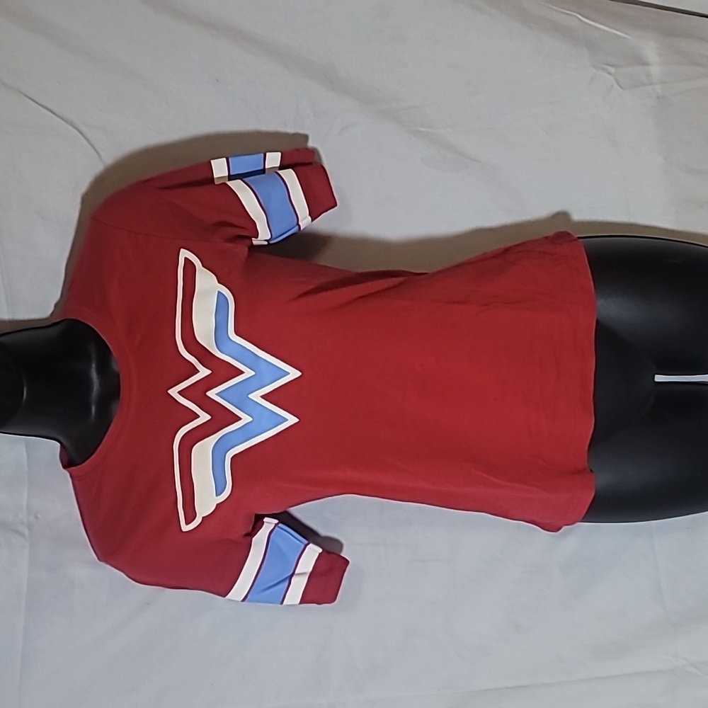 Wonder Woman Tee Shirt